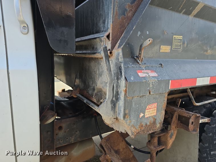 image for item DS4848 1990 GMC 7000 dump truck