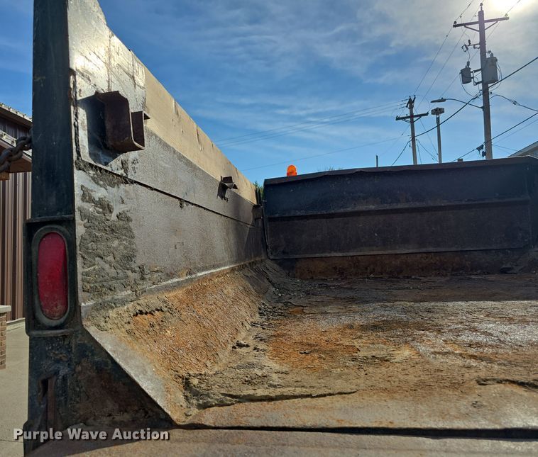 image for item DS4848 1990 GMC 7000 dump truck