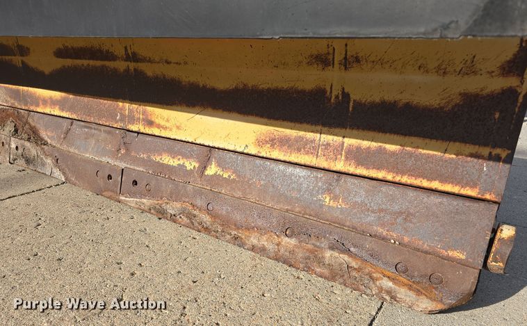 image for item DS4848 1990 GMC 7000 dump truck