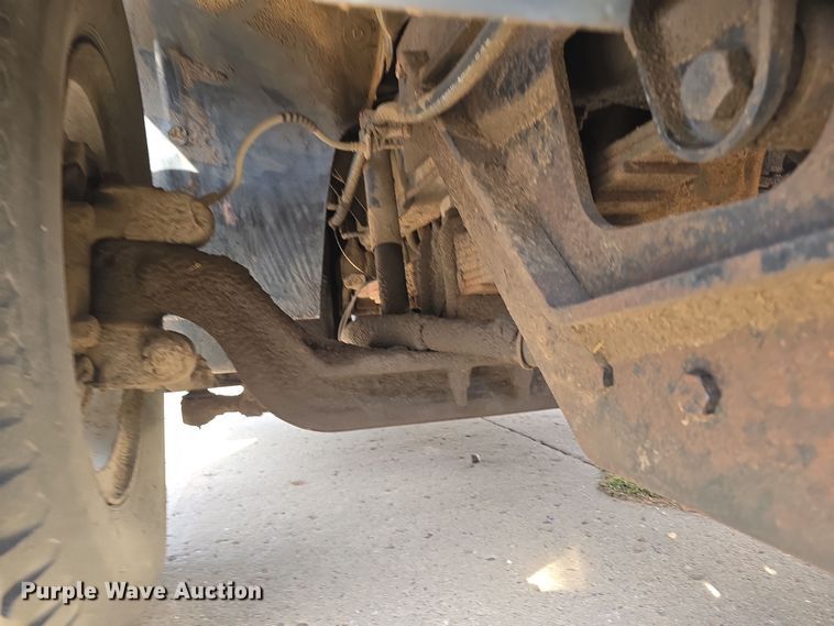 image for item DS4848 1990 GMC 7000 dump truck