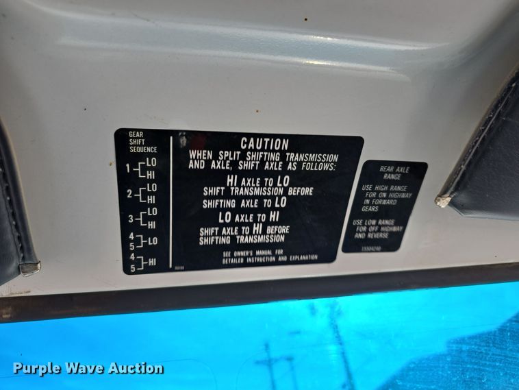 image for item DS4848 1990 GMC 7000 dump truck