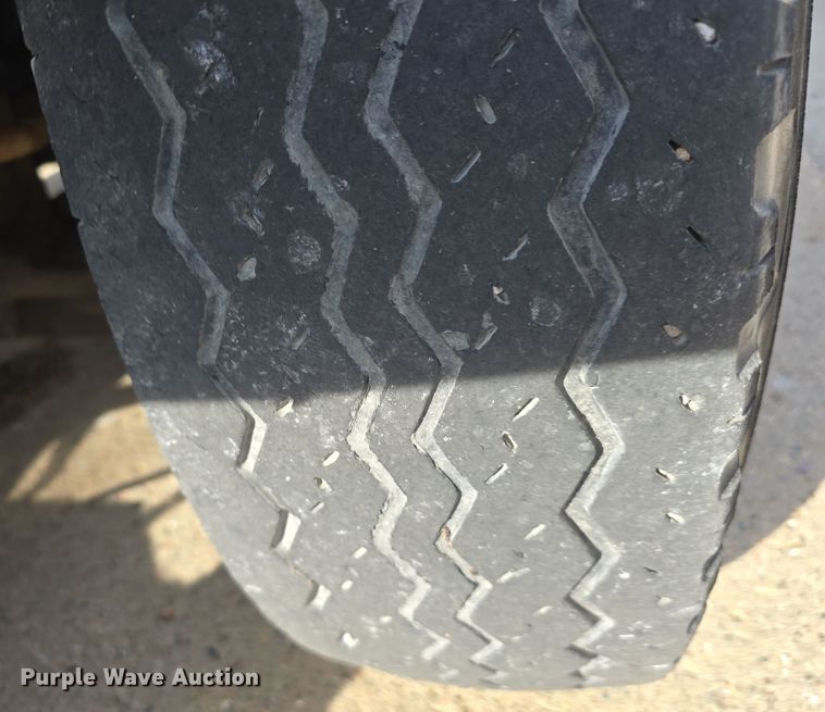 image for item DS4848 1990 GMC 7000 dump truck