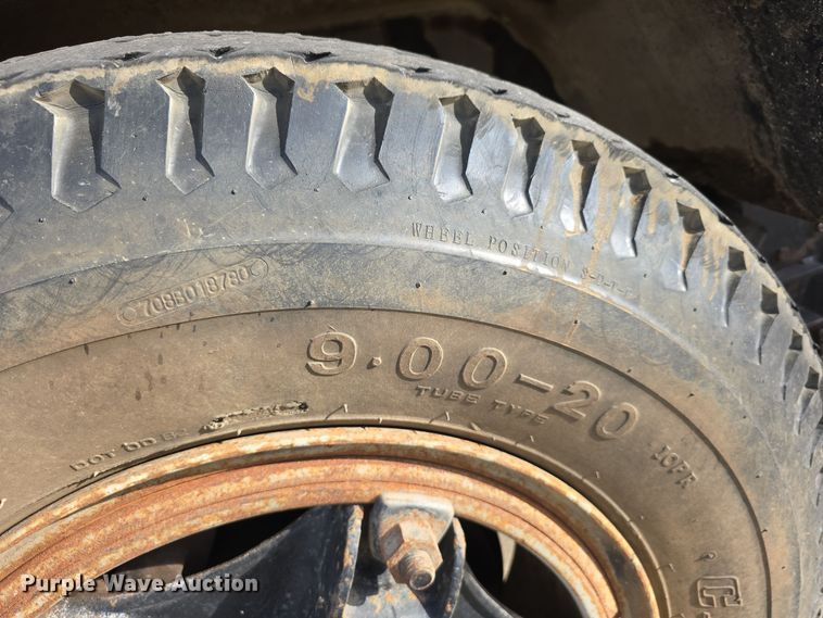 image for item DS4848 1990 GMC 7000 dump truck