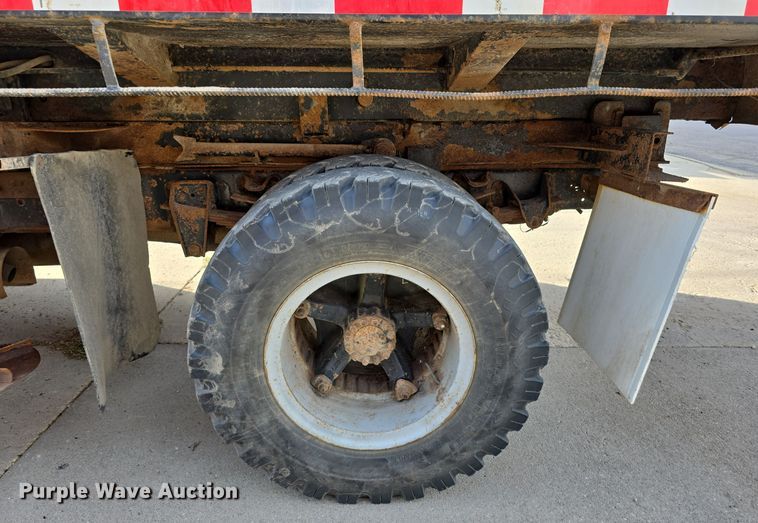 image for item DS4848 1990 GMC 7000 dump truck