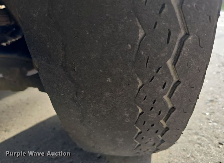 image for item DS4848 1990 GMC 7000 dump truck