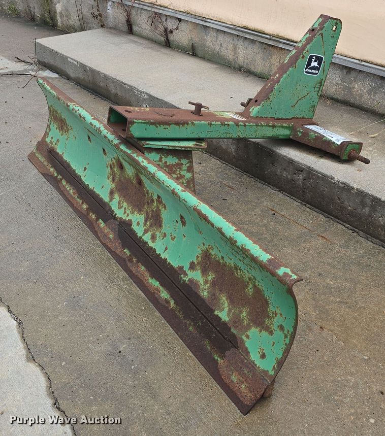 image for item DS4858 Tractor parts