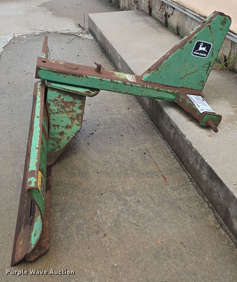 image for item DS4858 Tractor parts