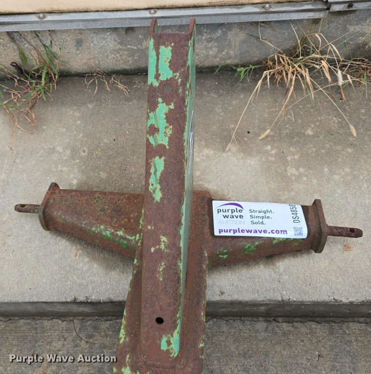 image for item DS4858 Tractor parts