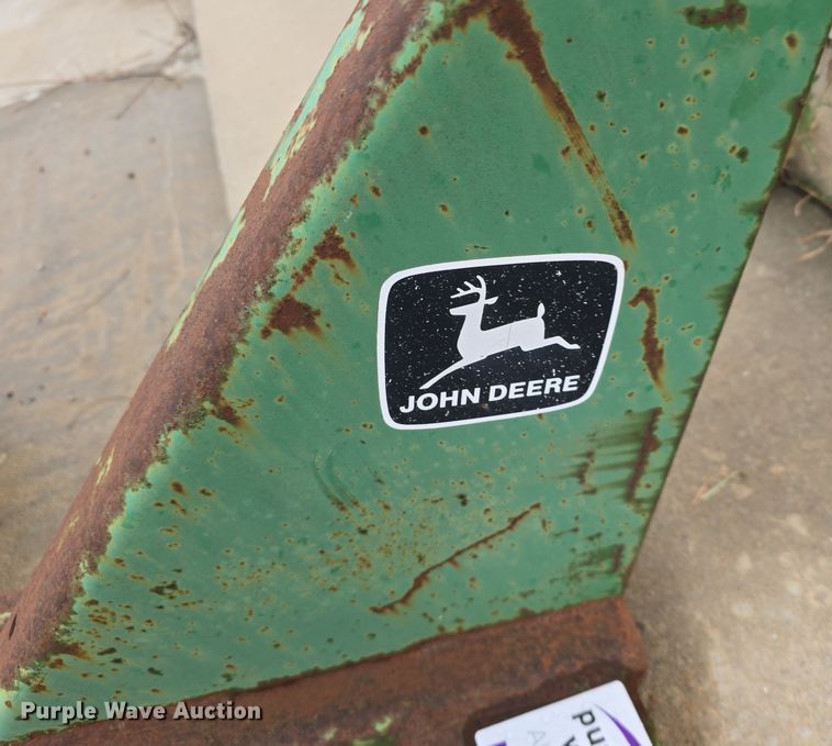 image for item DS4858 Tractor parts