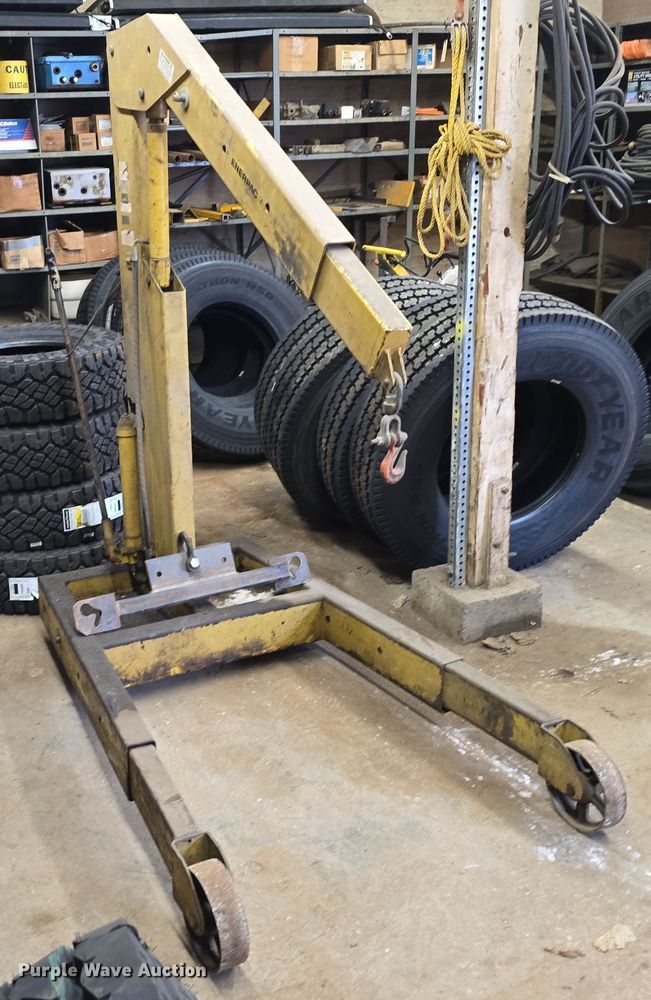 image for item DS4861 Enerpac C-200 engine hoist