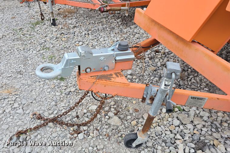 image for item DS4863 2002 Ver-Mac Inc. PCMS 1210 message board trailer