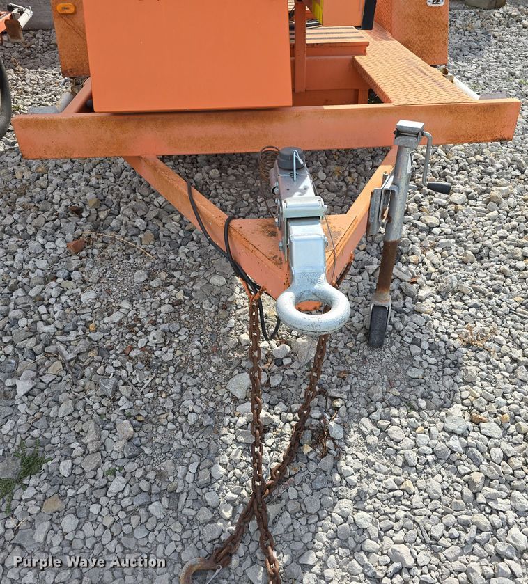 image for item DS4863 2002 Ver-Mac Inc. PCMS 1210 message board trailer