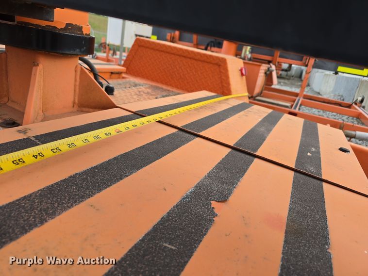 image for item DS4863 2002 Ver-Mac Inc. PCMS 1210 message board trailer