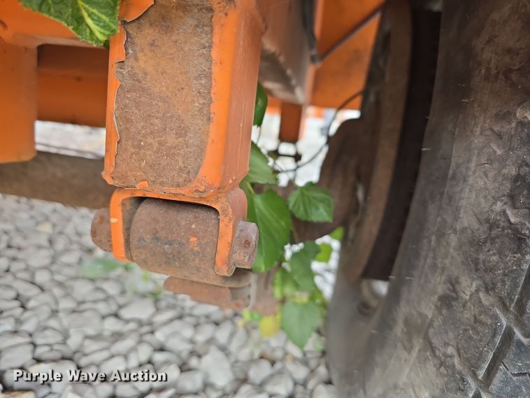 image for item DS4863 2002 Ver-Mac Inc. PCMS 1210 message board trailer