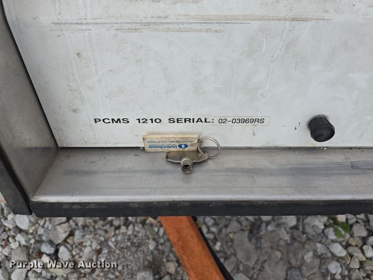 image for item DS4863 2002 Ver-Mac Inc. PCMS 1210 message board trailer