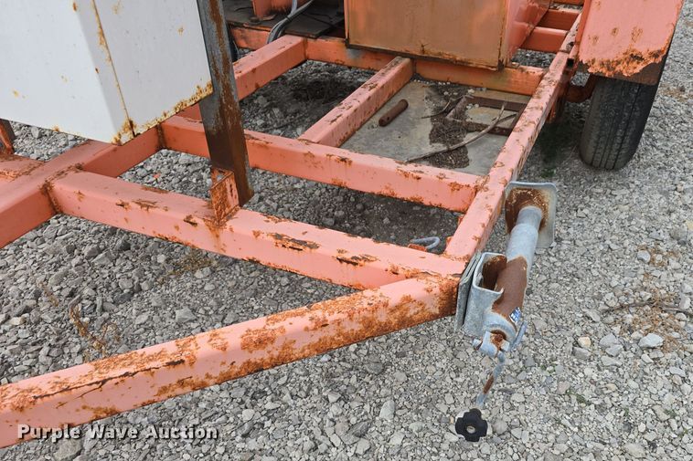 image for item DS4864 2001 Wanco Inc.  WTLMB-S-LLAMP message board trailer