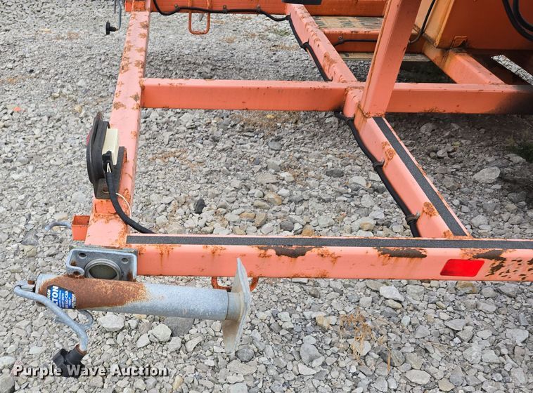 image for item DS4864 2001 Wanco Inc.  WTLMB-S-LLAMP message board trailer