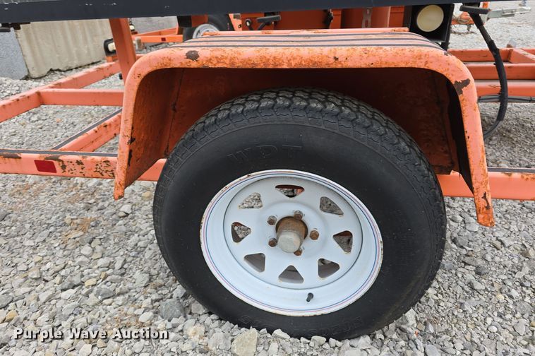 image for item DS4864 2001 Wanco Inc.  WTLMB-S-LLAMP message board trailer