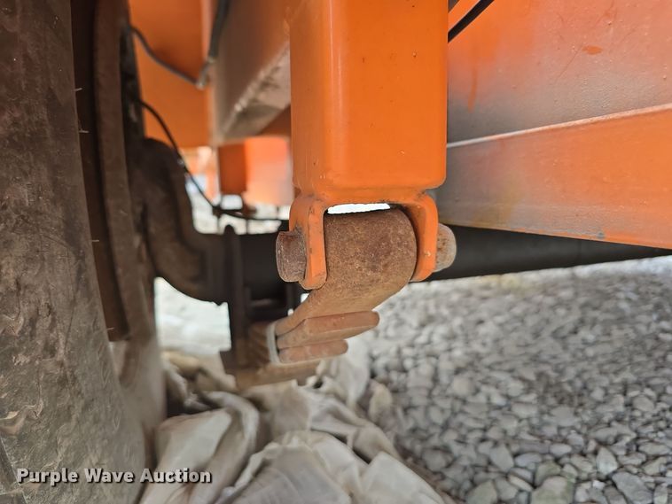 image for item DS4865 2002 Ver-Mac Inc. PCMS 1210 message board trailer