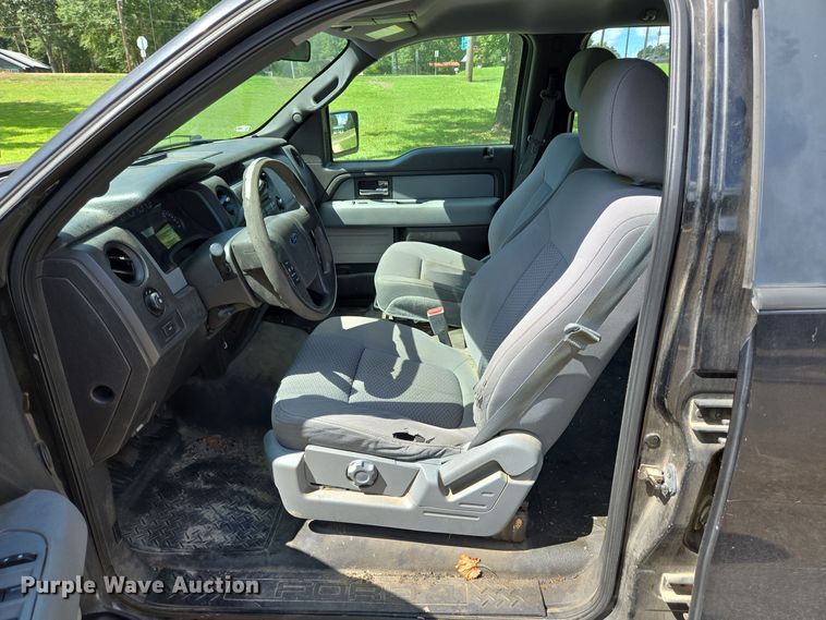 image for item DT5271 2013 Ford F150 XL SuperCrew pickup truck