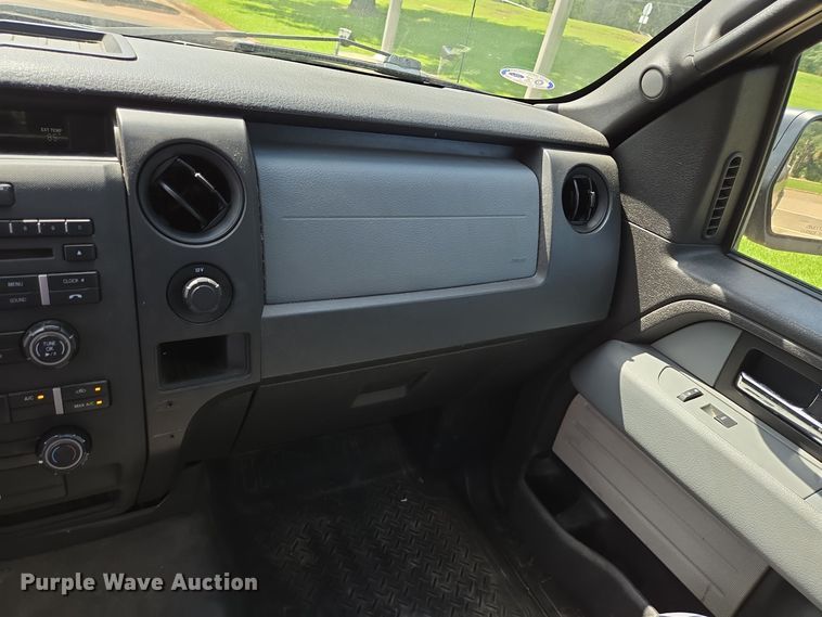 image for item DT5271 2013 Ford F150 XL SuperCrew pickup truck