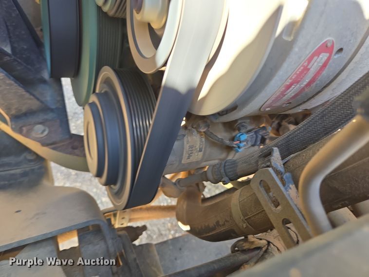 image for item DT5272 2016 Volvo VHD  dump truck