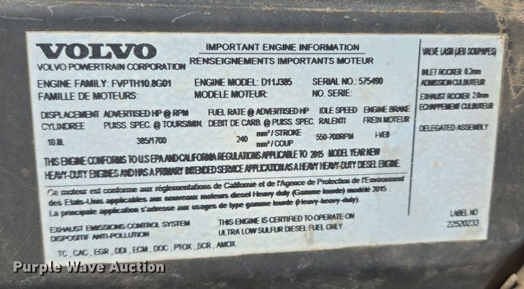 image for item DT5272 2016 Volvo VHD  dump truck