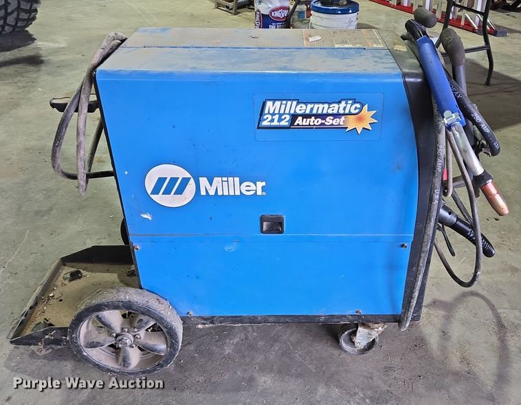 image for item DT5274 Miller  Millermatic 212 welder
