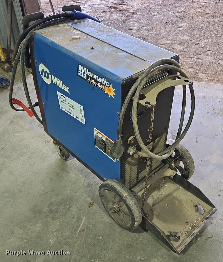 image for item DT5274 Miller  Millermatic 212 welder