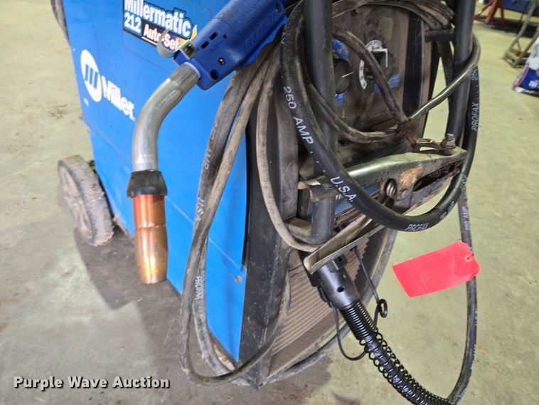 image for item DT5274 Miller  Millermatic 212 welder