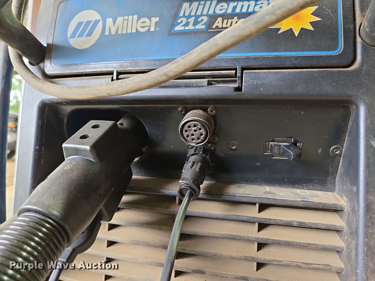 image for item DT5274 Miller  Millermatic 212 welder