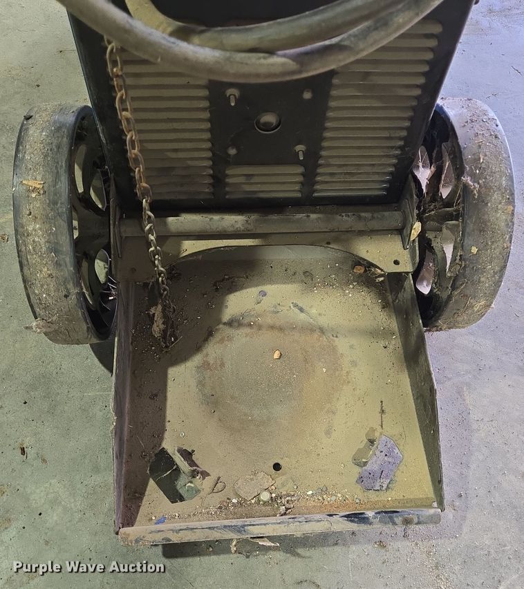 image for item DT5274 Miller  Millermatic 212 welder