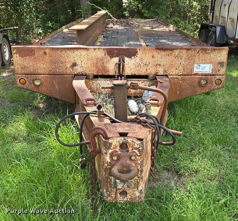 image for item DT5275 1985 Eagle tilt deck equipment trailer