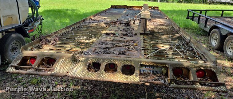 image for item DT5275 1985 Eagle tilt deck equipment trailer