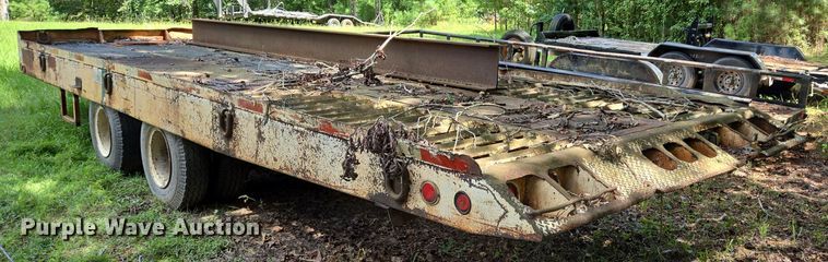 image for item DT5275 1985 Eagle tilt deck equipment trailer