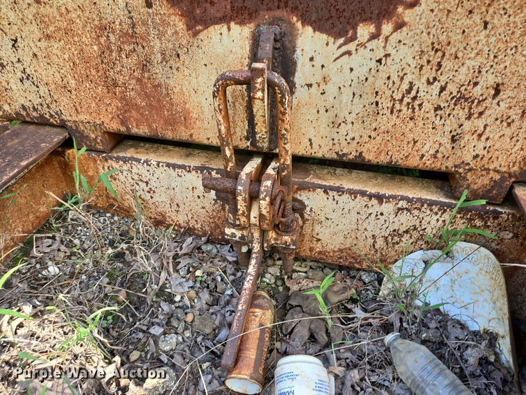 image for item DT5275 1985 Eagle tilt deck equipment trailer