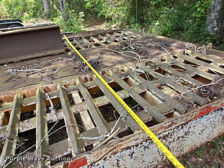 image for item DT5275 1985 Eagle tilt deck equipment trailer