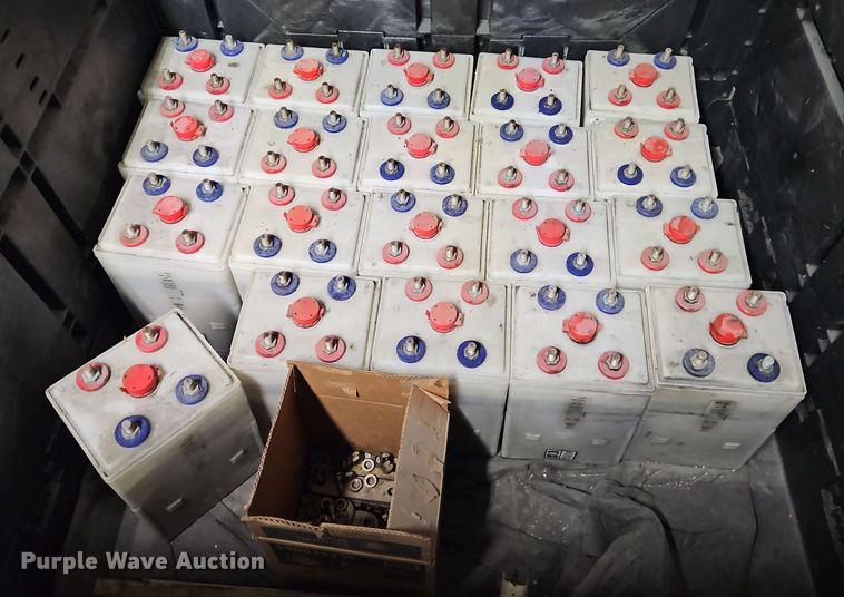 image for item DT7500 (40) SPH 280 batteries