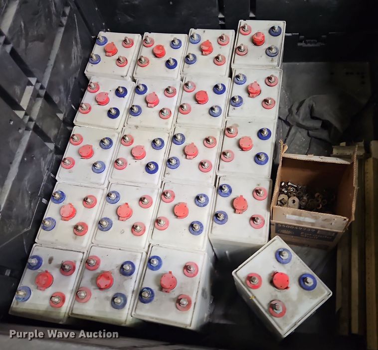 image for item DT7500 (40) SPH 280 batteries