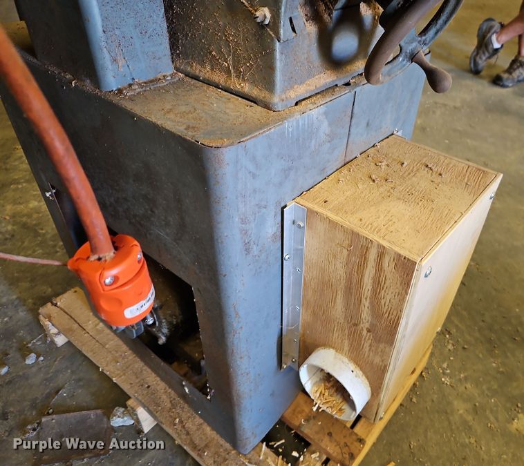 image for item DT7502 Delta 37-315 8