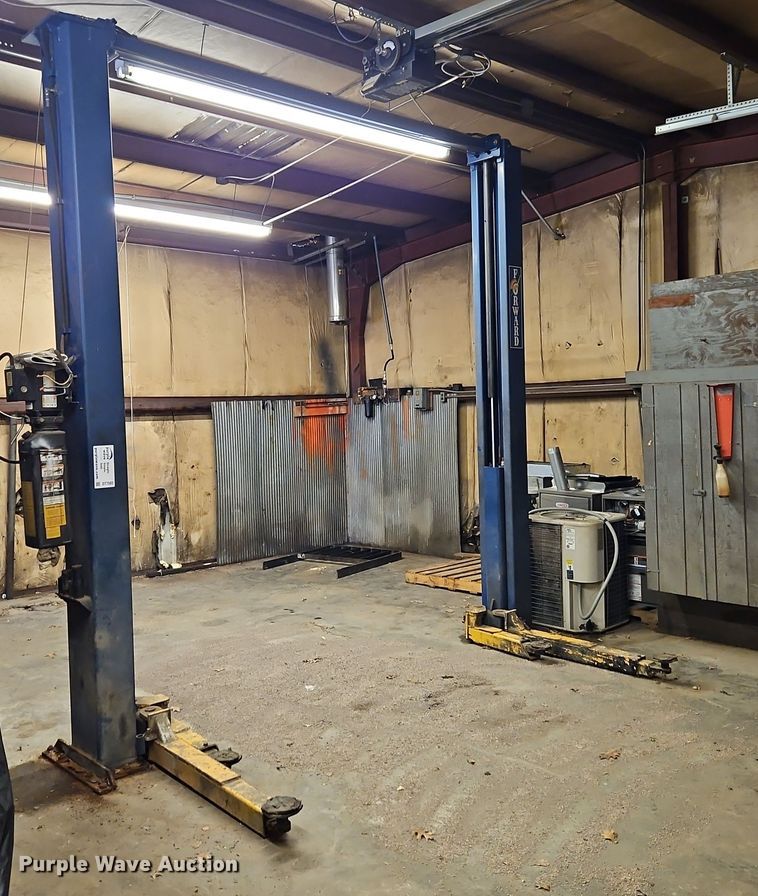 image for item DT7503 Forward Manufacturing DP10A two post automotive lift 