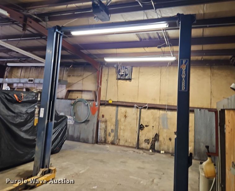 image for item DT7503 Forward Manufacturing DP10A two post automotive lift 