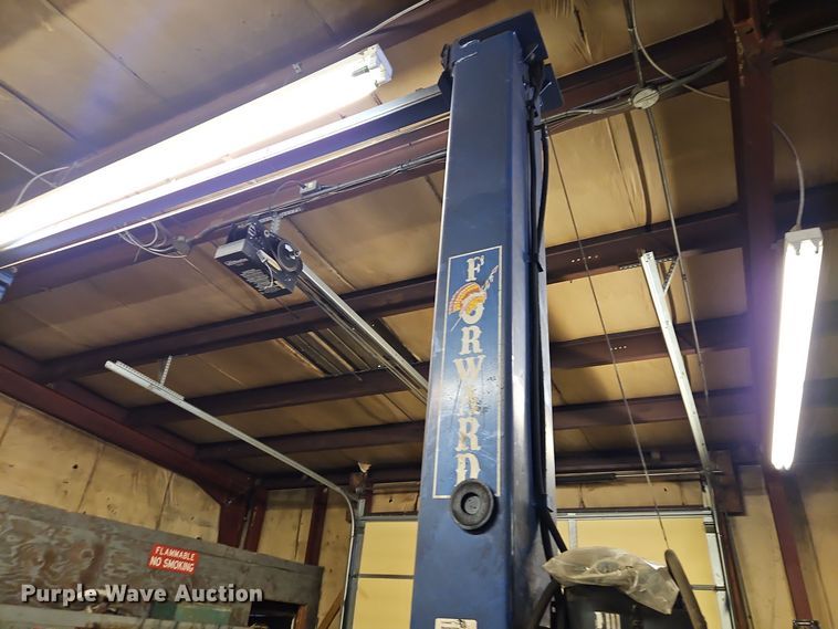 image for item DT7503 Forward Manufacturing DP10A two post automotive lift 