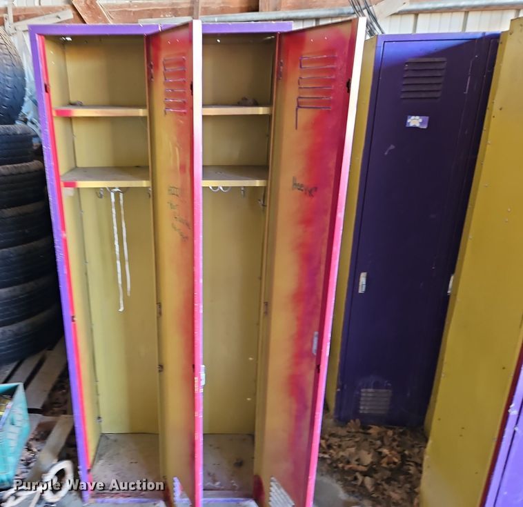 image for item DT7504 (7) lockers