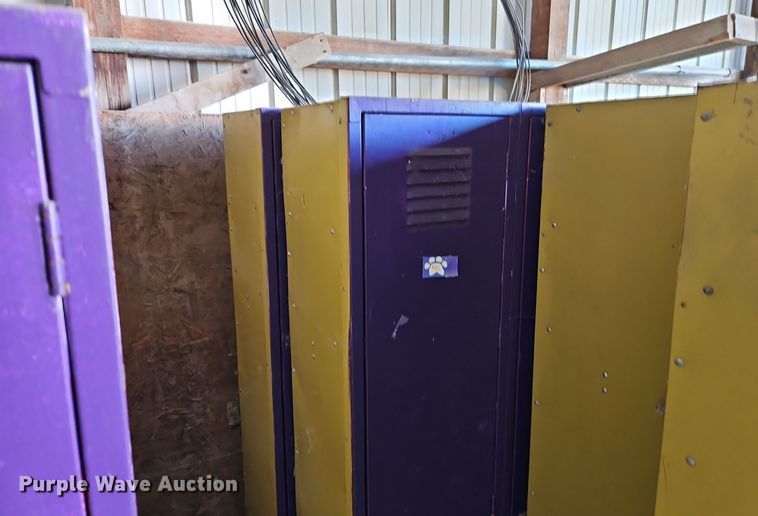 image for item DT7504 (7) lockers