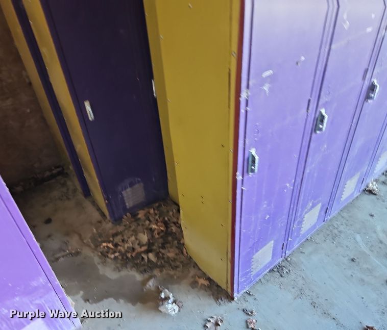 image for item DT7504 (7) lockers