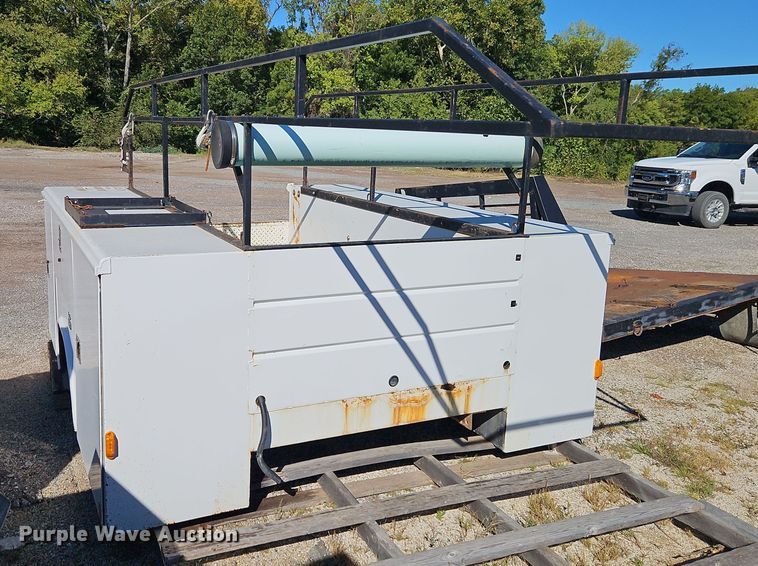 image for item DT7506 Reading U108ADW-HHWBLHPF Utility bed