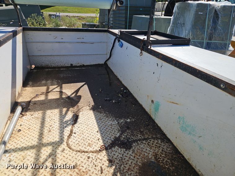 image for item DT7506 Reading U108ADW-HHWBLHPF Utility bed