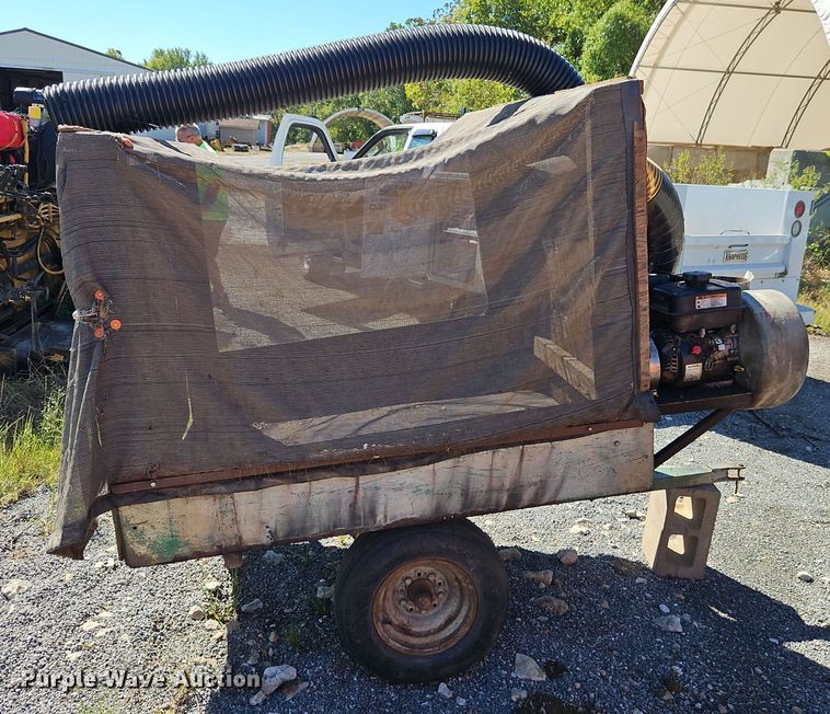 image for item DT7511 Leaf vacuum 