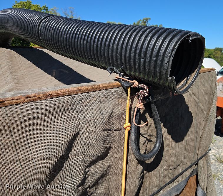 image for item DT7511 Leaf vacuum 